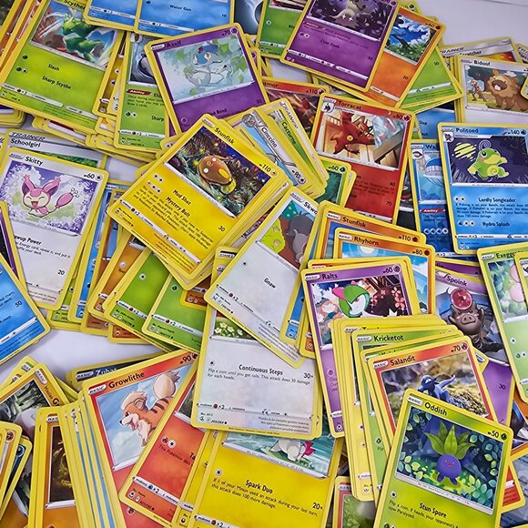 Pokemon Card Mixed Lot 500 Plus Cards 2017 2018 2019 2020 2021 2022 - Picture 10 of 11